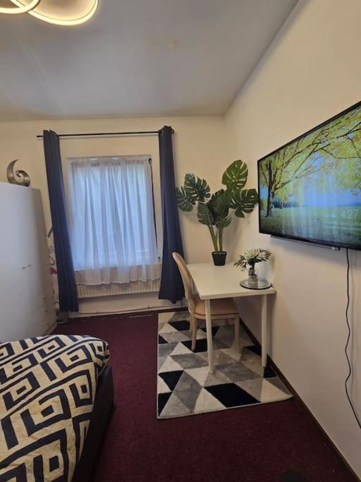 Glamorous Appartement In Brussel Eksteriør billede